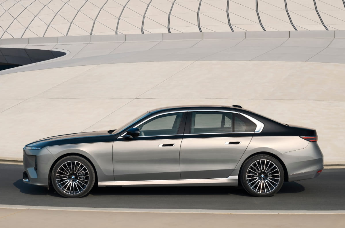 BMW unveils 7 Series facelift