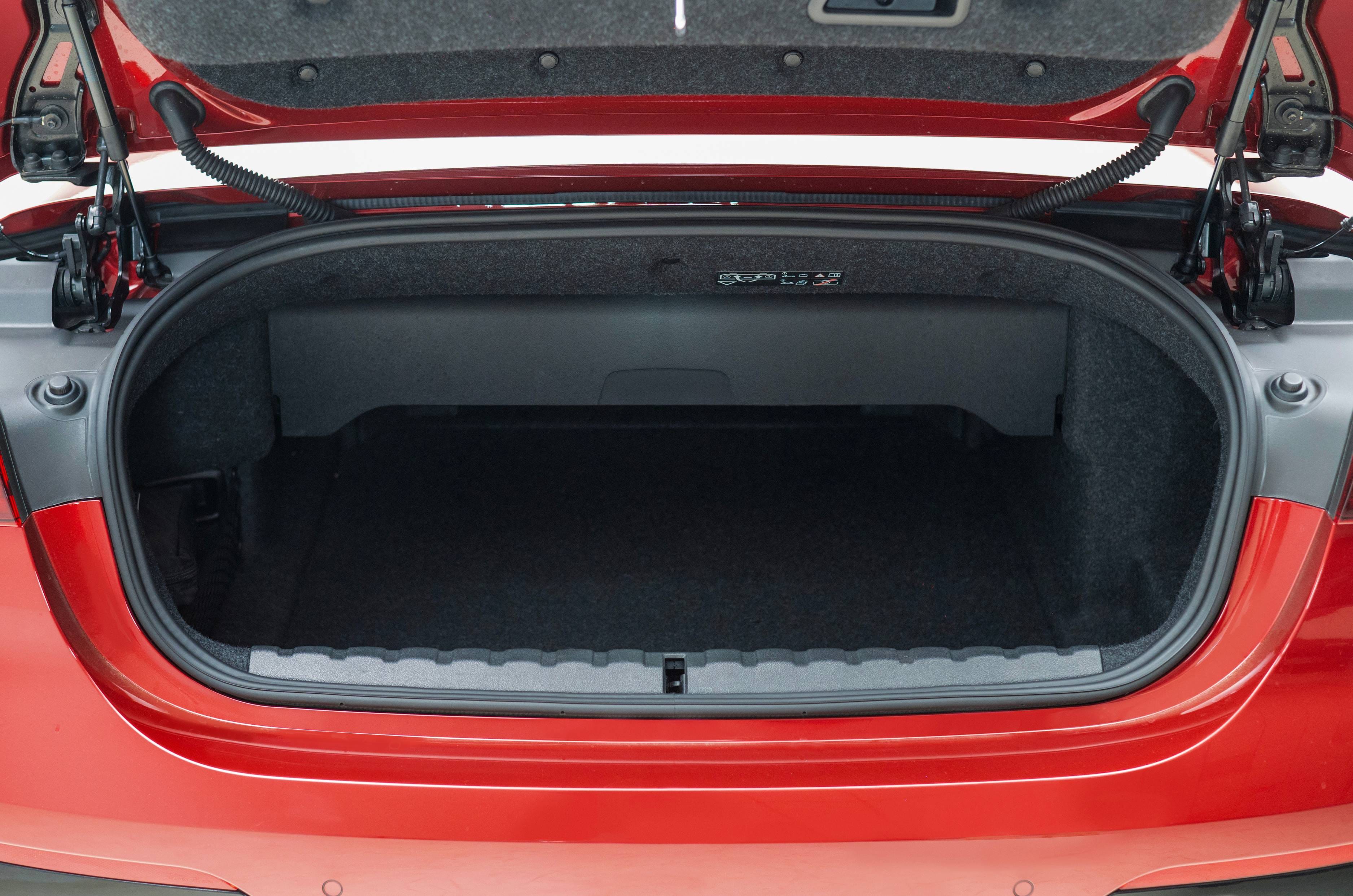 2 reasons to buy the BMW M440i Convertible and 2 to skip it