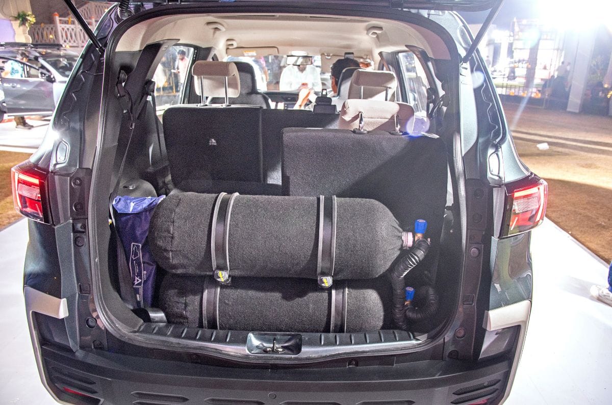 Nissan launches retrofit CNG kit for Gravite at Rs 82,999 