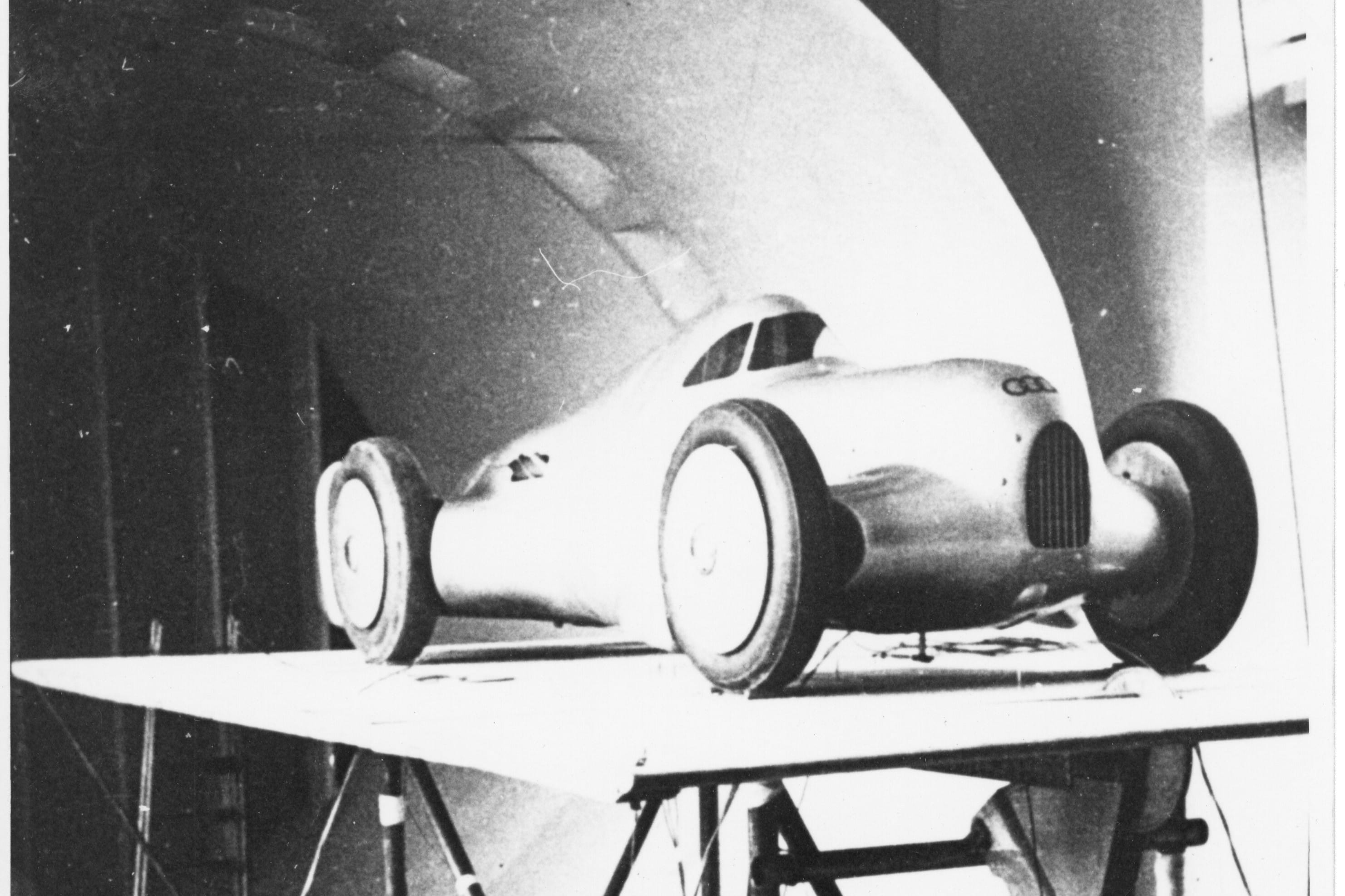 Audi remakes V16-powered Auto Union Lucca road racer