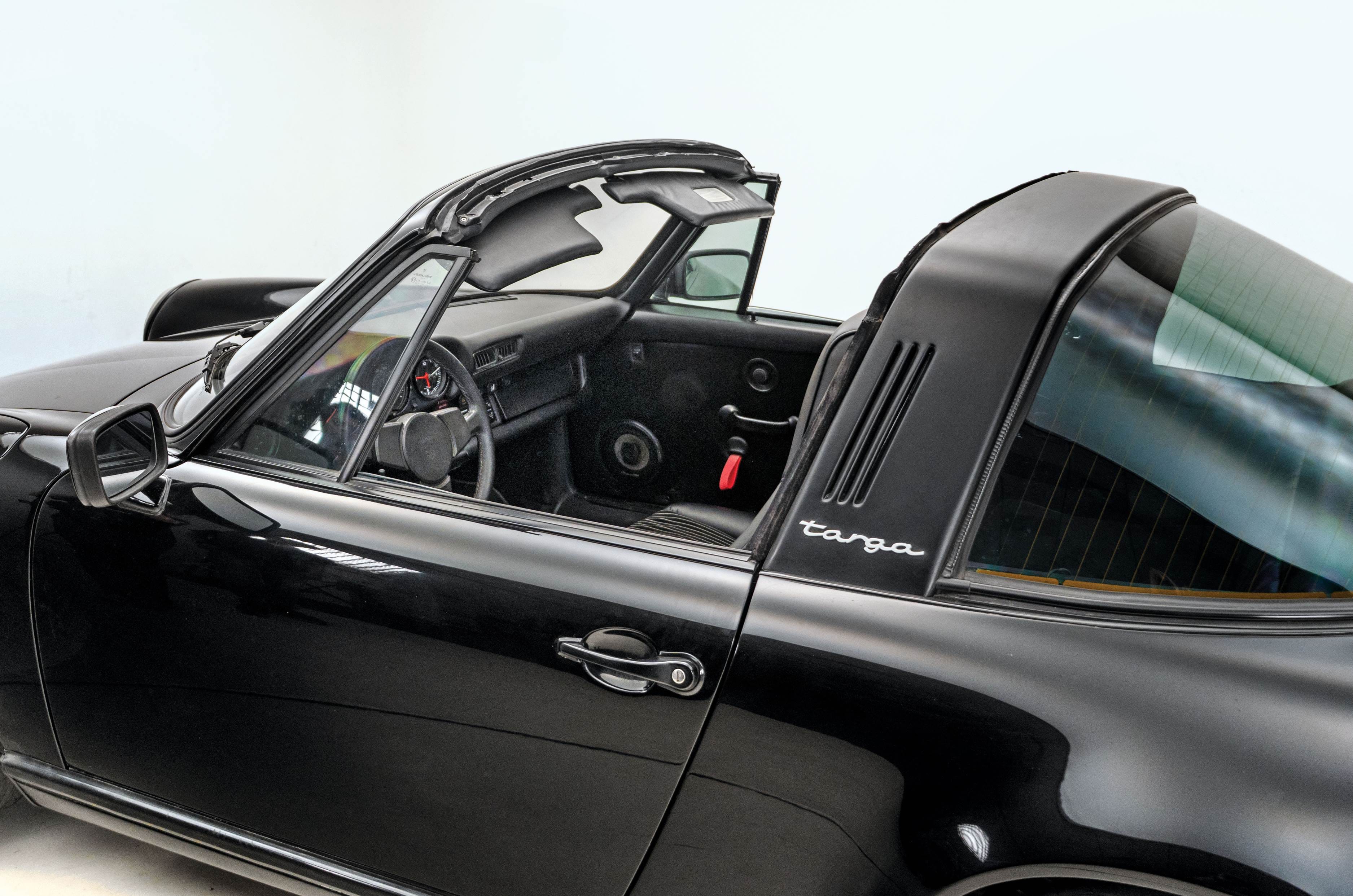 Porsche 911 DNA tested