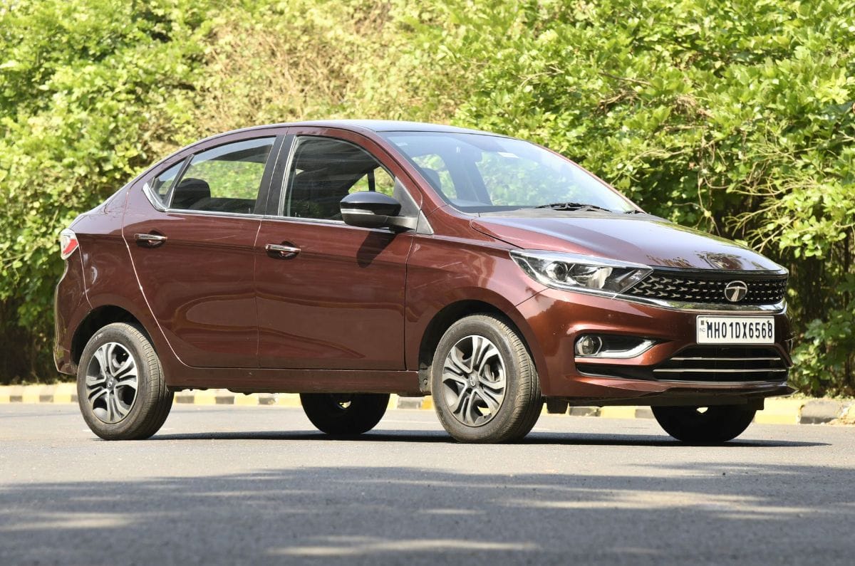 Tata Tigor front third