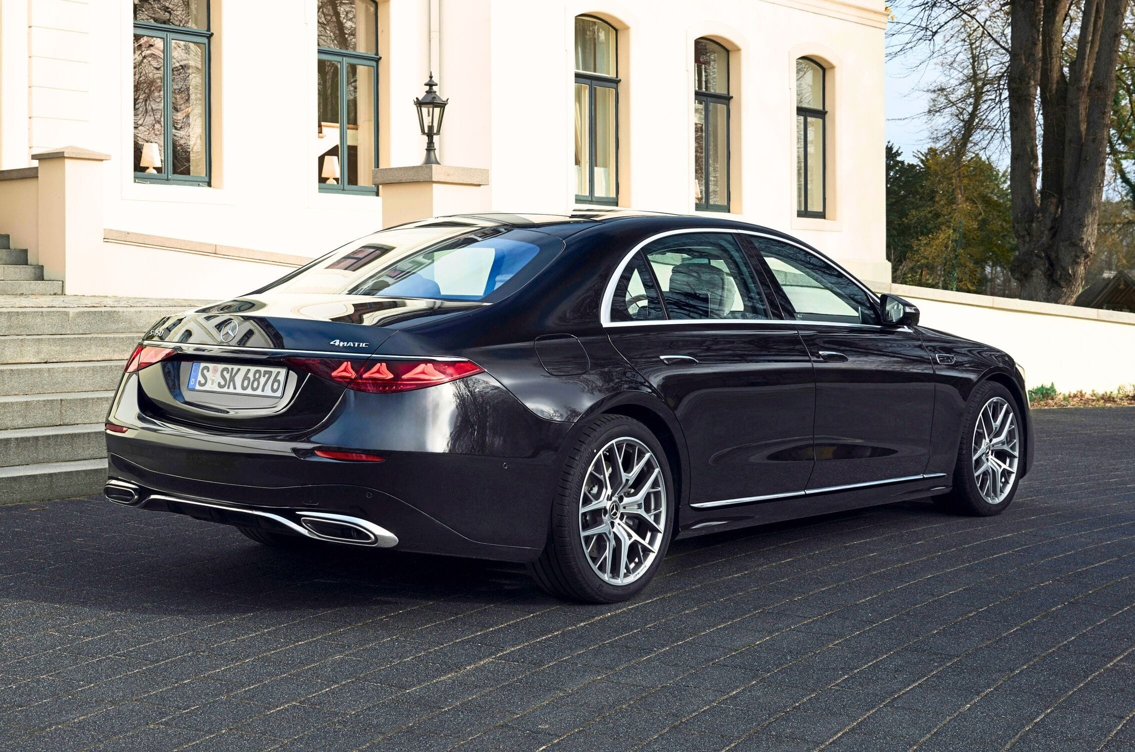 2026 Mercedes-Benz S-Class review: The best car in the world just got ...