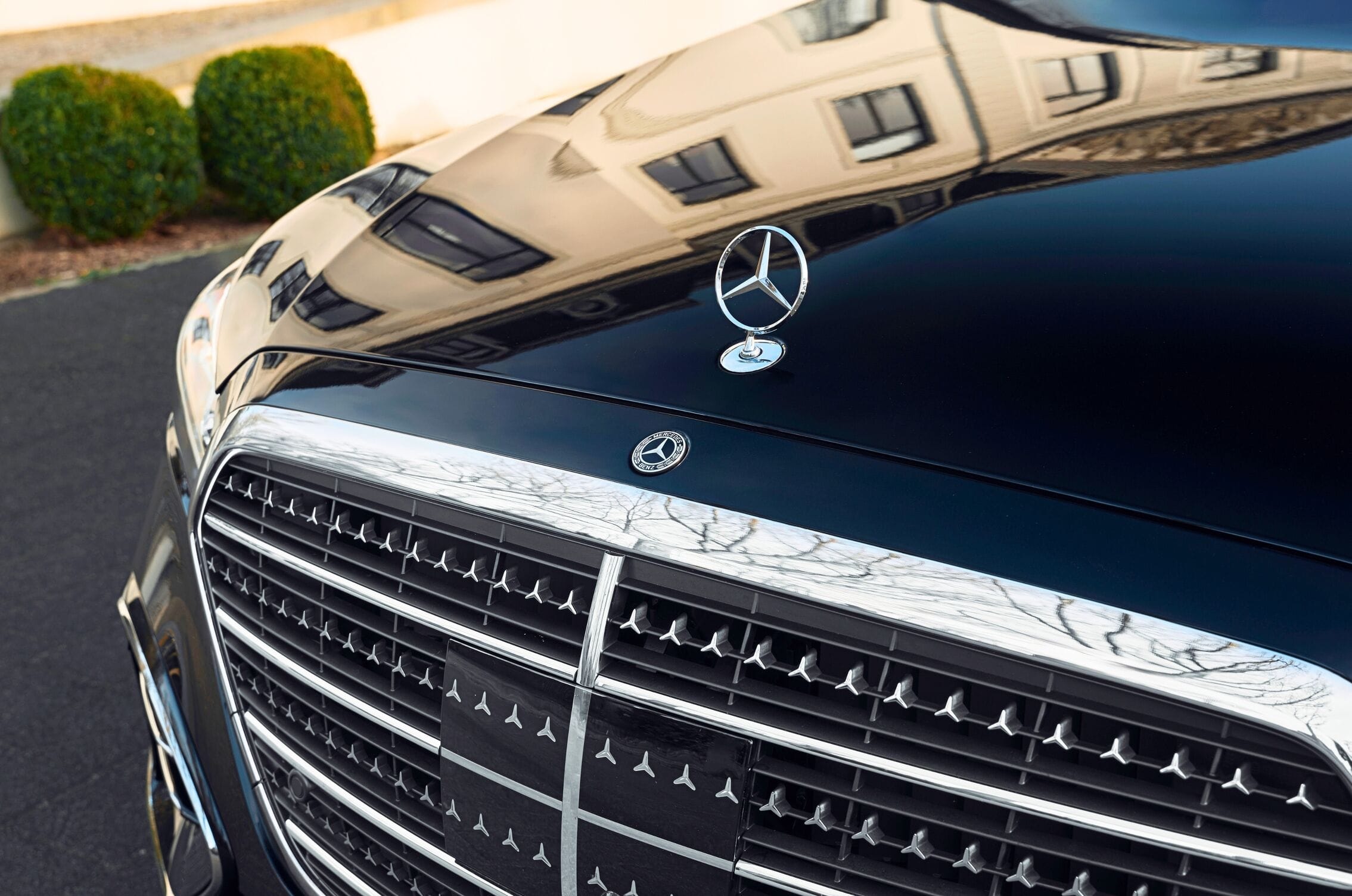 4 reasons to buy the Mercedes S-Class facelift, 2 reasons not to