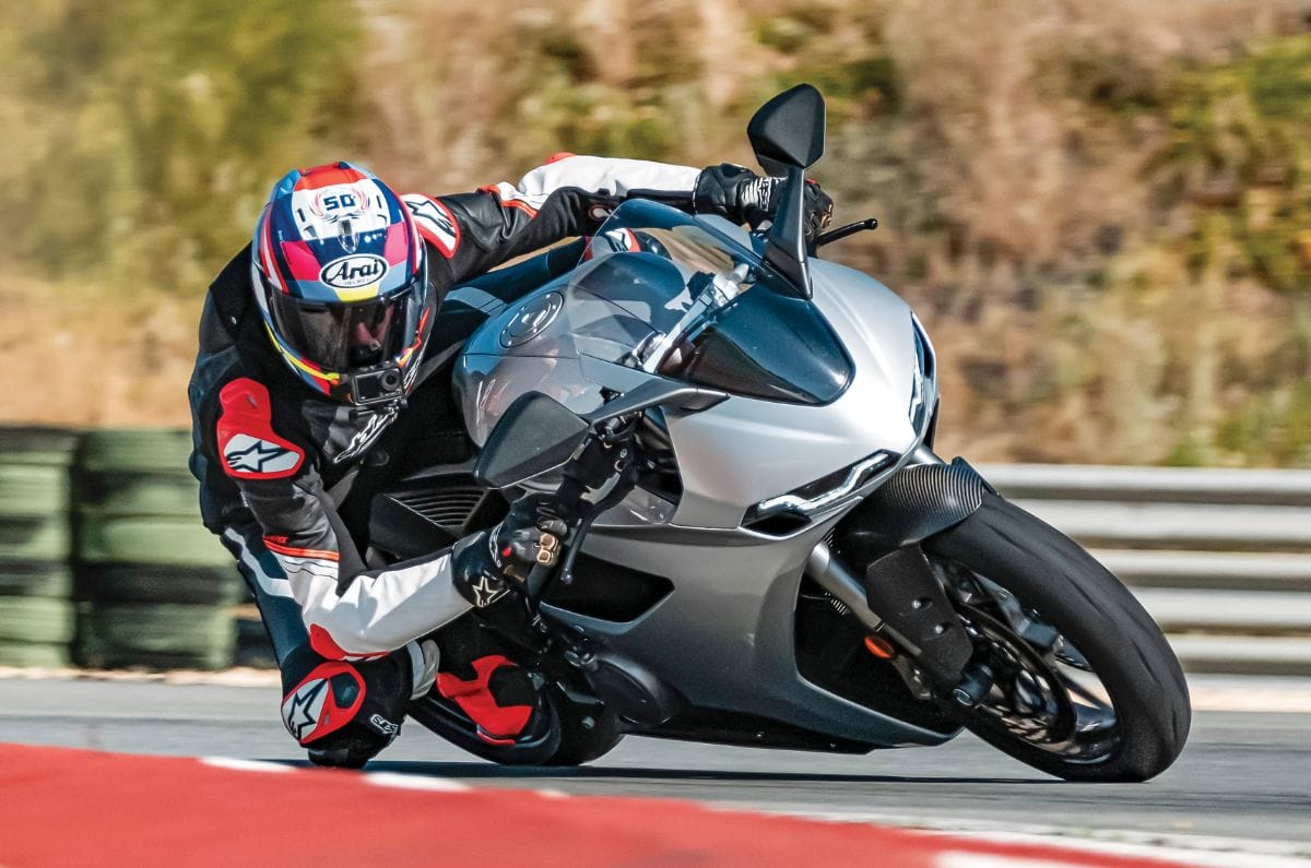 Norton Manx R review: TVS brings Norton back with a bang!