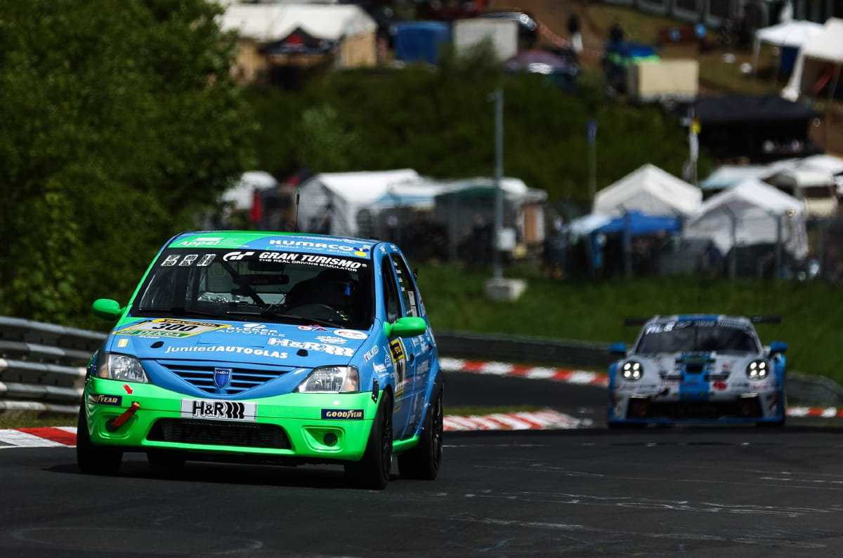 Dacia Logan Nurburgring 24 Hours