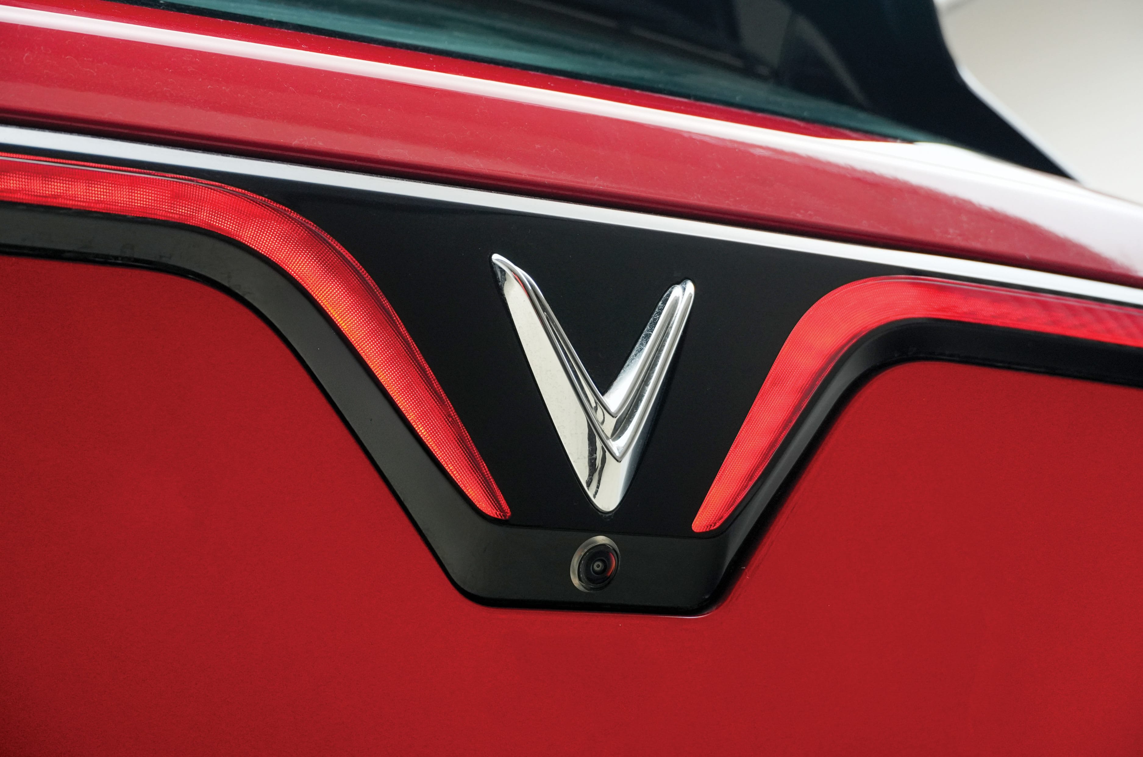 Vinfast VF7 Rear Logo and Camera