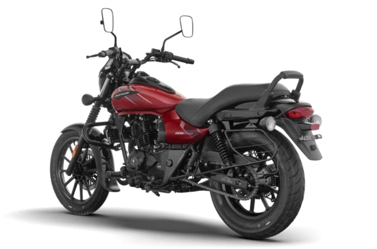 Bajaj Avenger 220 Street launched at Rs 1.29 lakh