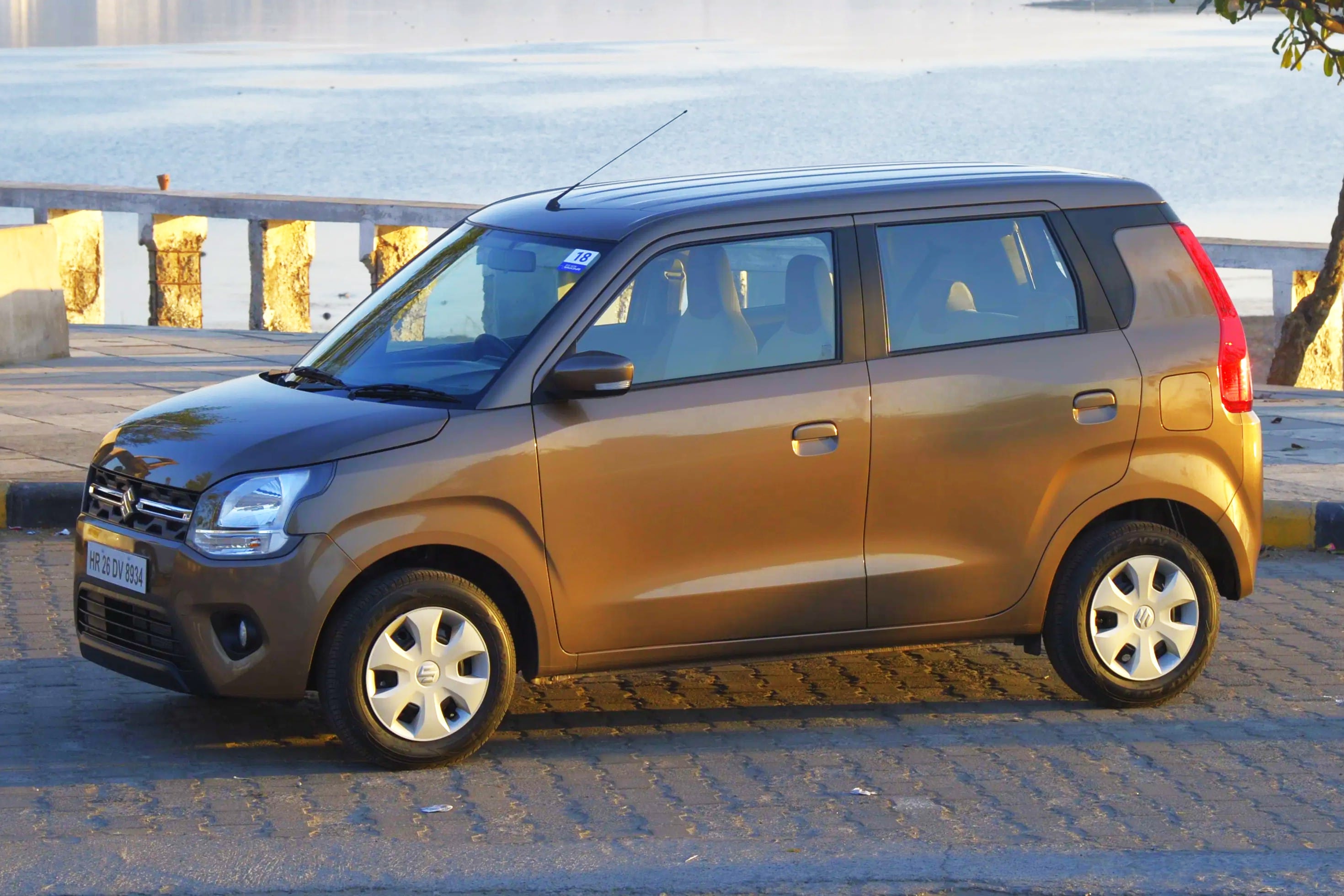 Maruti Victoris discounts go up to Rs 90,000 in June 2026