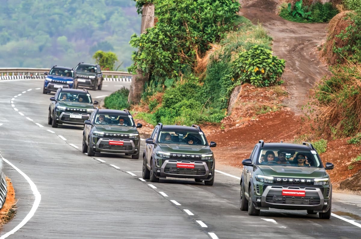 Renault Duster Mango Trails convoy