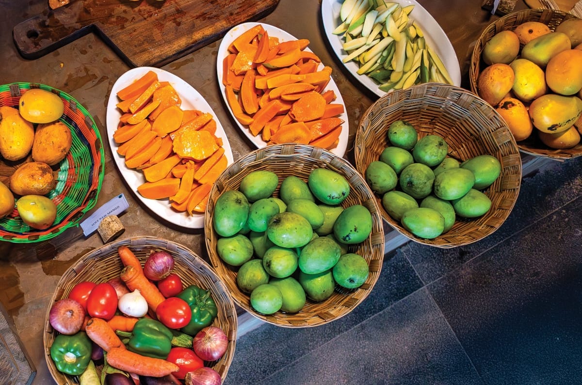 Renault Duster Mango Trails Mangoes