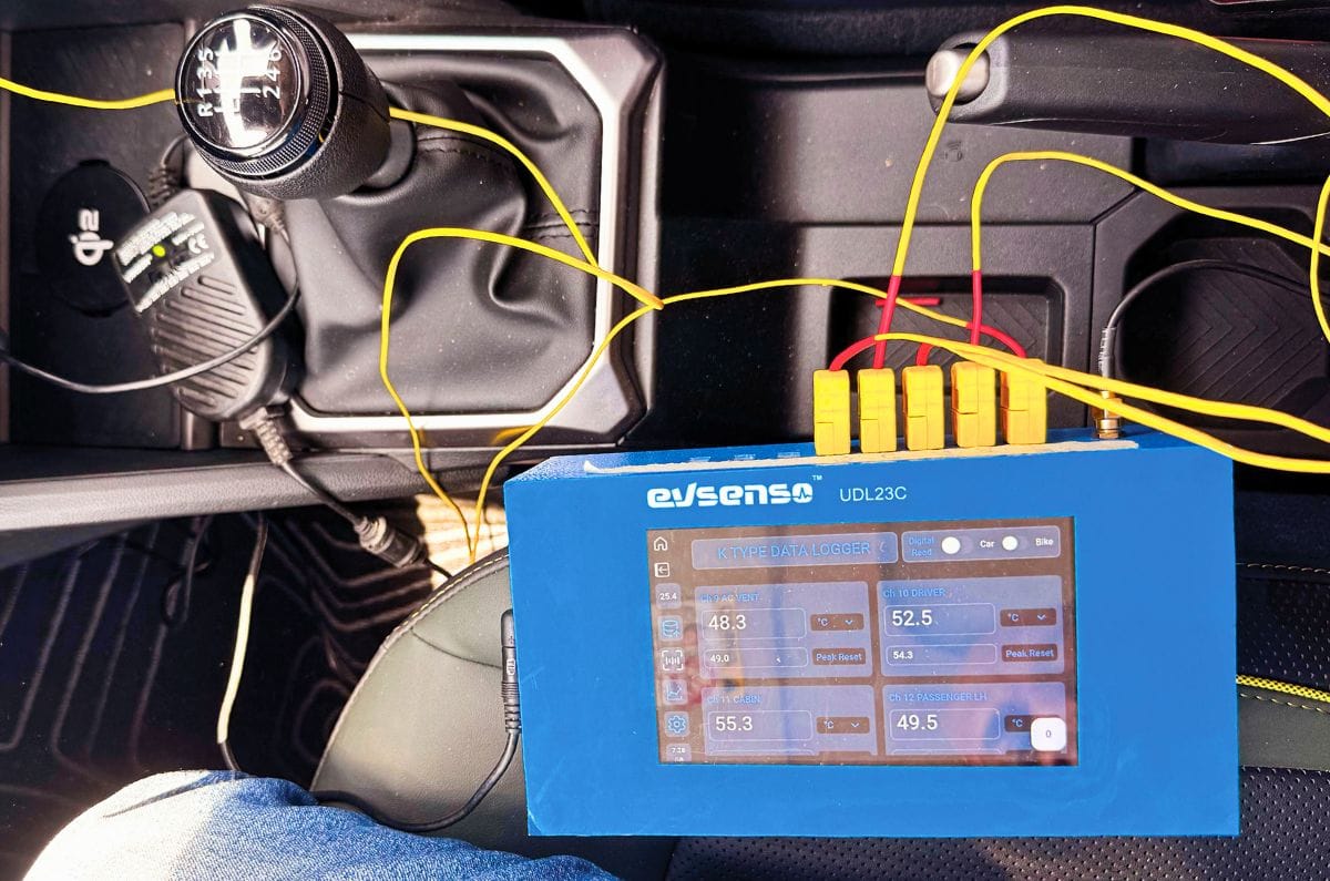 Compact SUV AC performance testing using thermocouple sensors