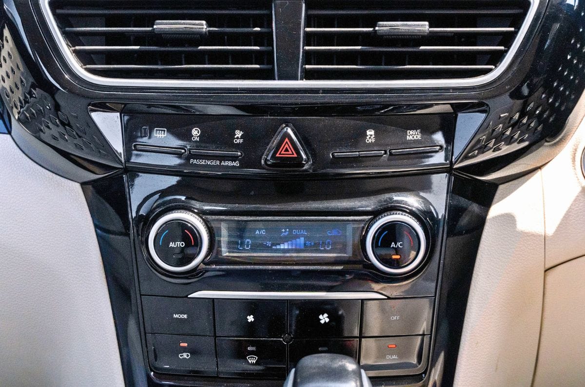 Mahindra XUV 3XO automatic climate control