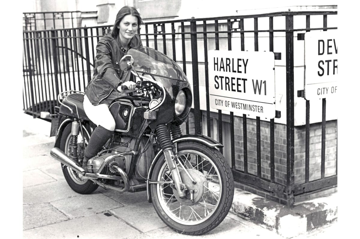 Around the World With Elspeth Beard: Two Victorians Go for a Ride