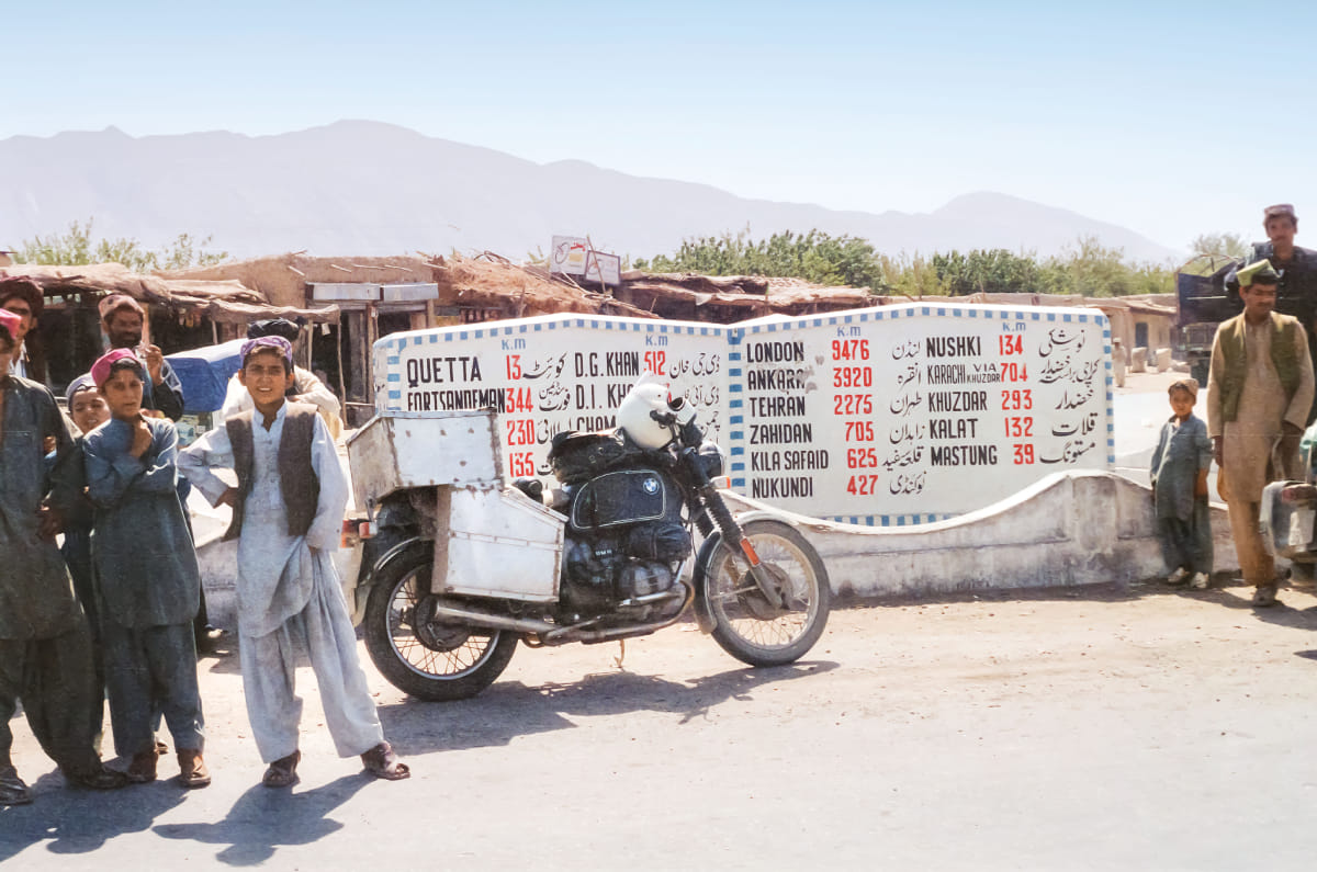 Around the World With Elspeth Beard: Two Victorians Go for a Ride