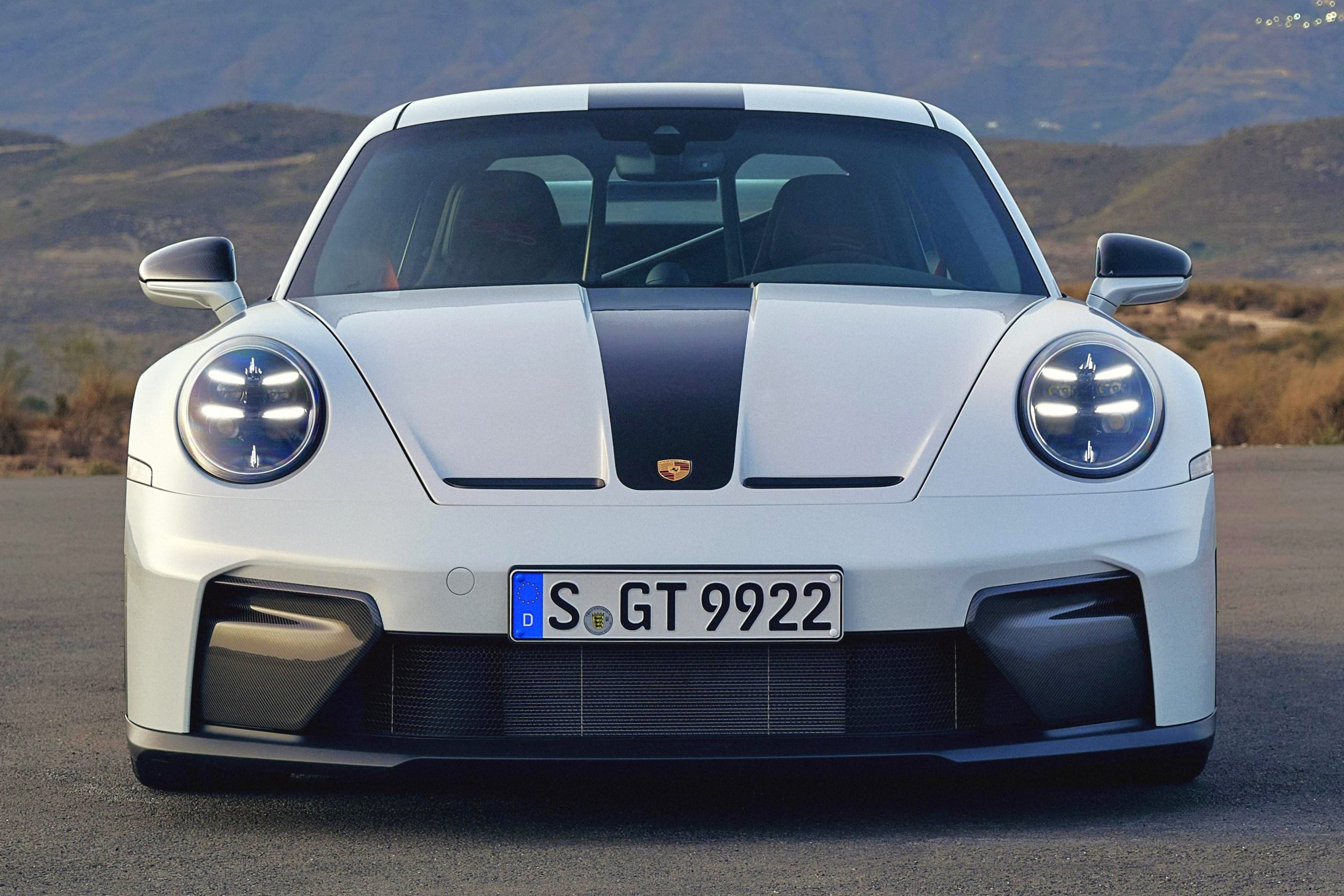 2026 Porsche 911 GT3 launched at Rs 3.33 crore