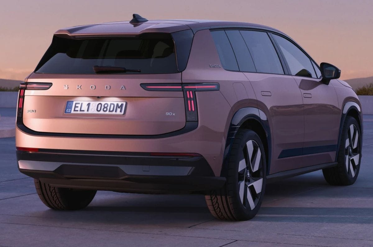 Skoda Peaq EV rear profile
