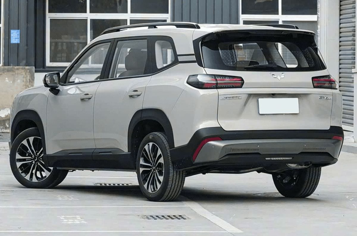 MG to debut new plug-in hybrid SUV on July 16