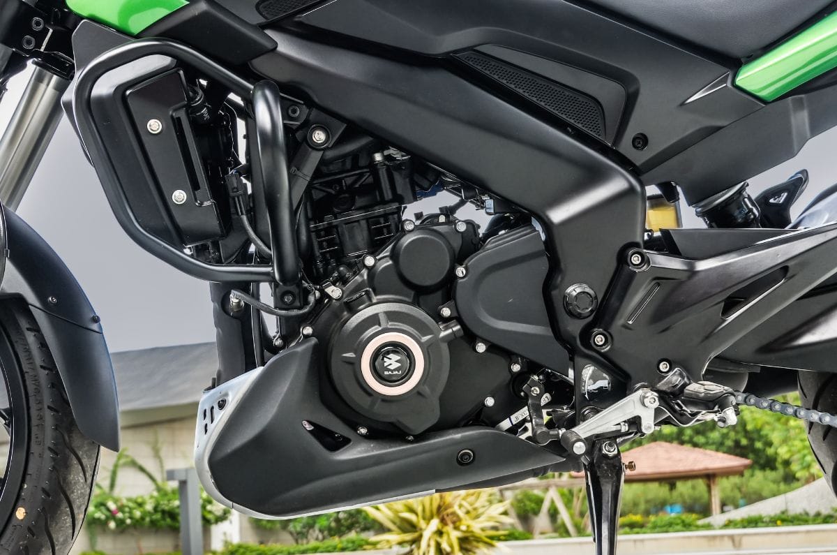 Bajaj Dominar 400 engine
