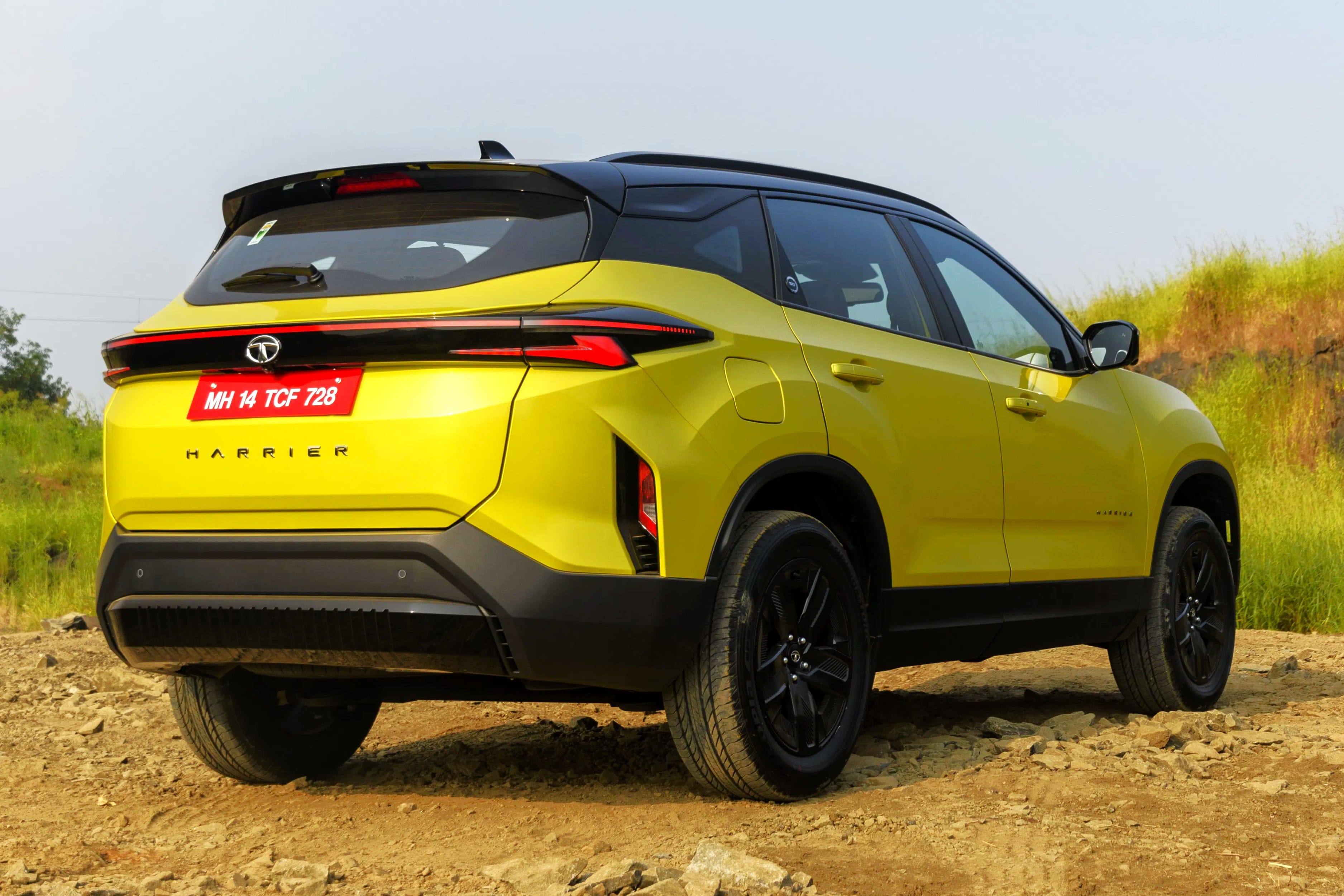 Most powerful ICE SUVs under Rs 25 lakh