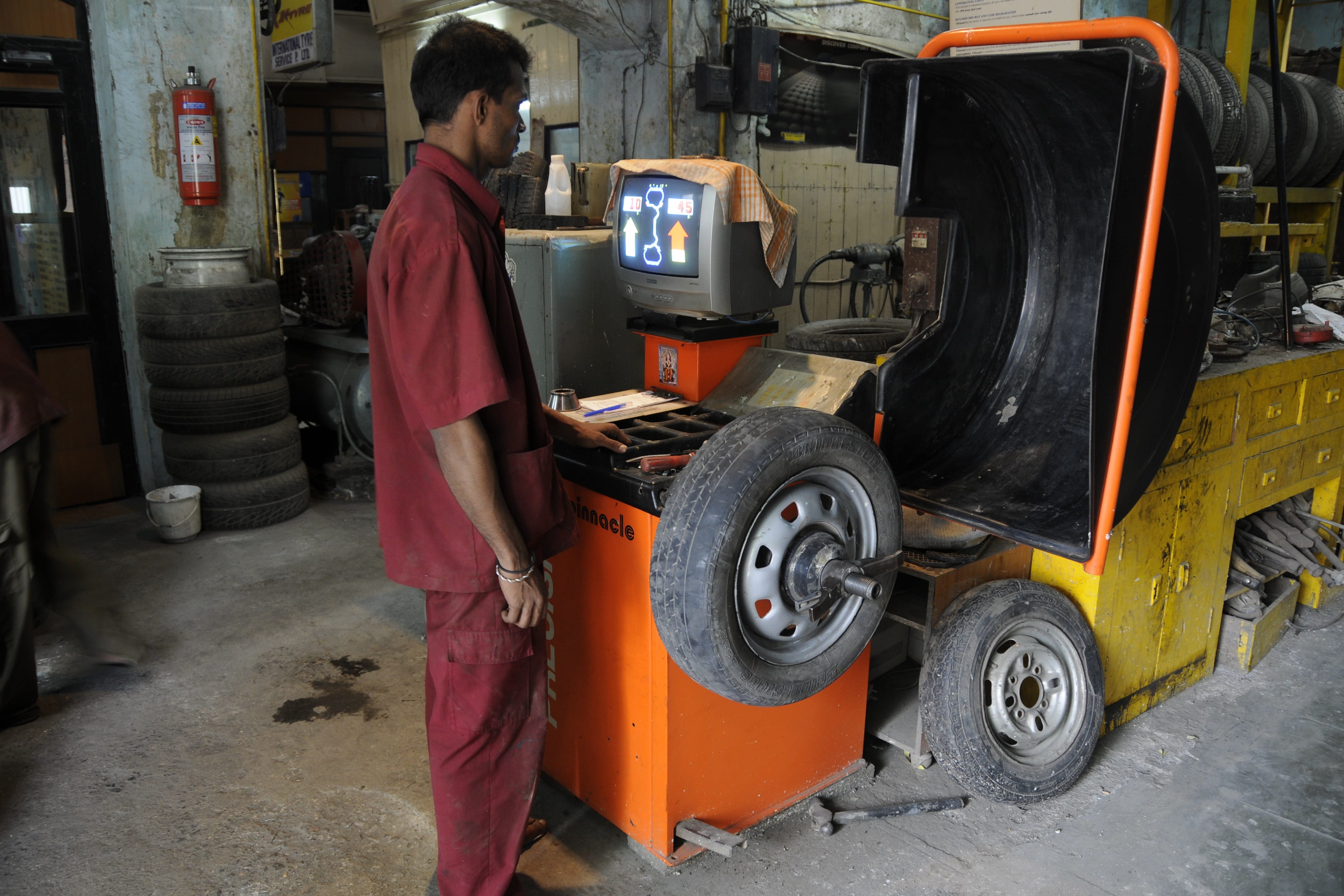 Best tips to prepare your car for the monsoon