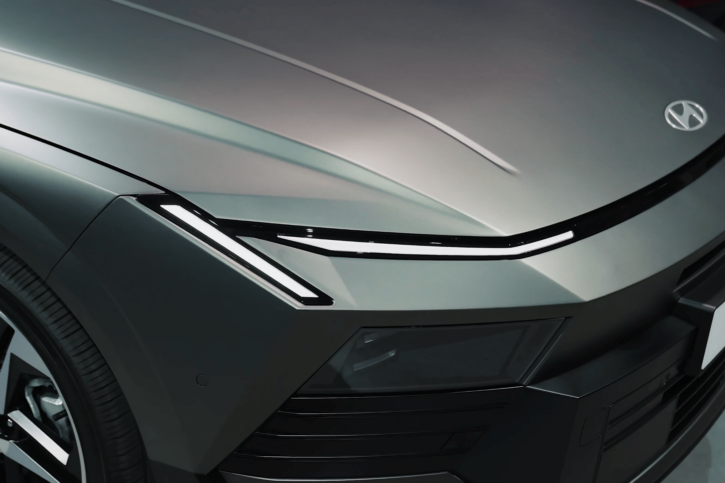 Eighth-gen Hyundai Elantra revealed