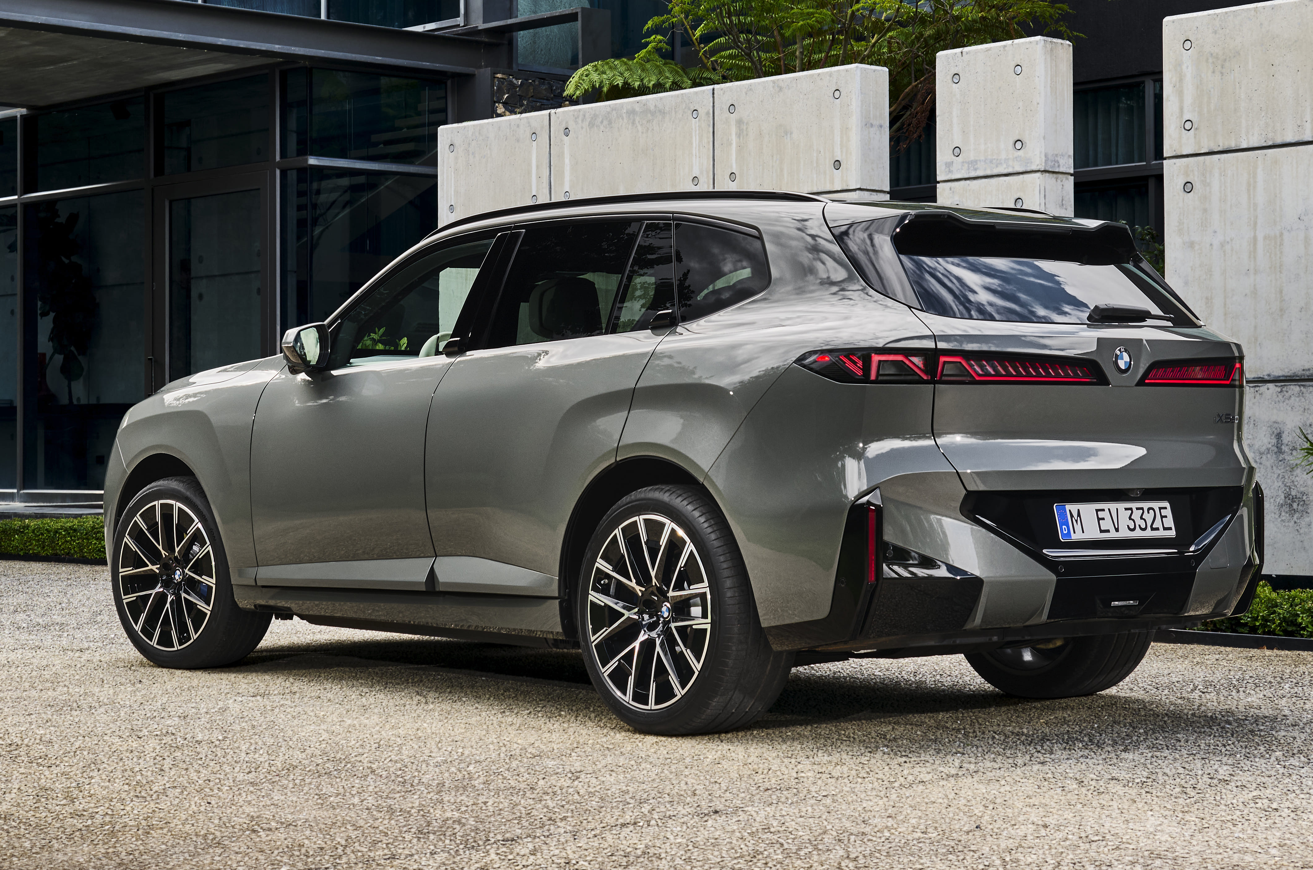 Fifth-gen BMW X5 unveiled with ICE, EV, PHEV and Hyrdogen powetrains