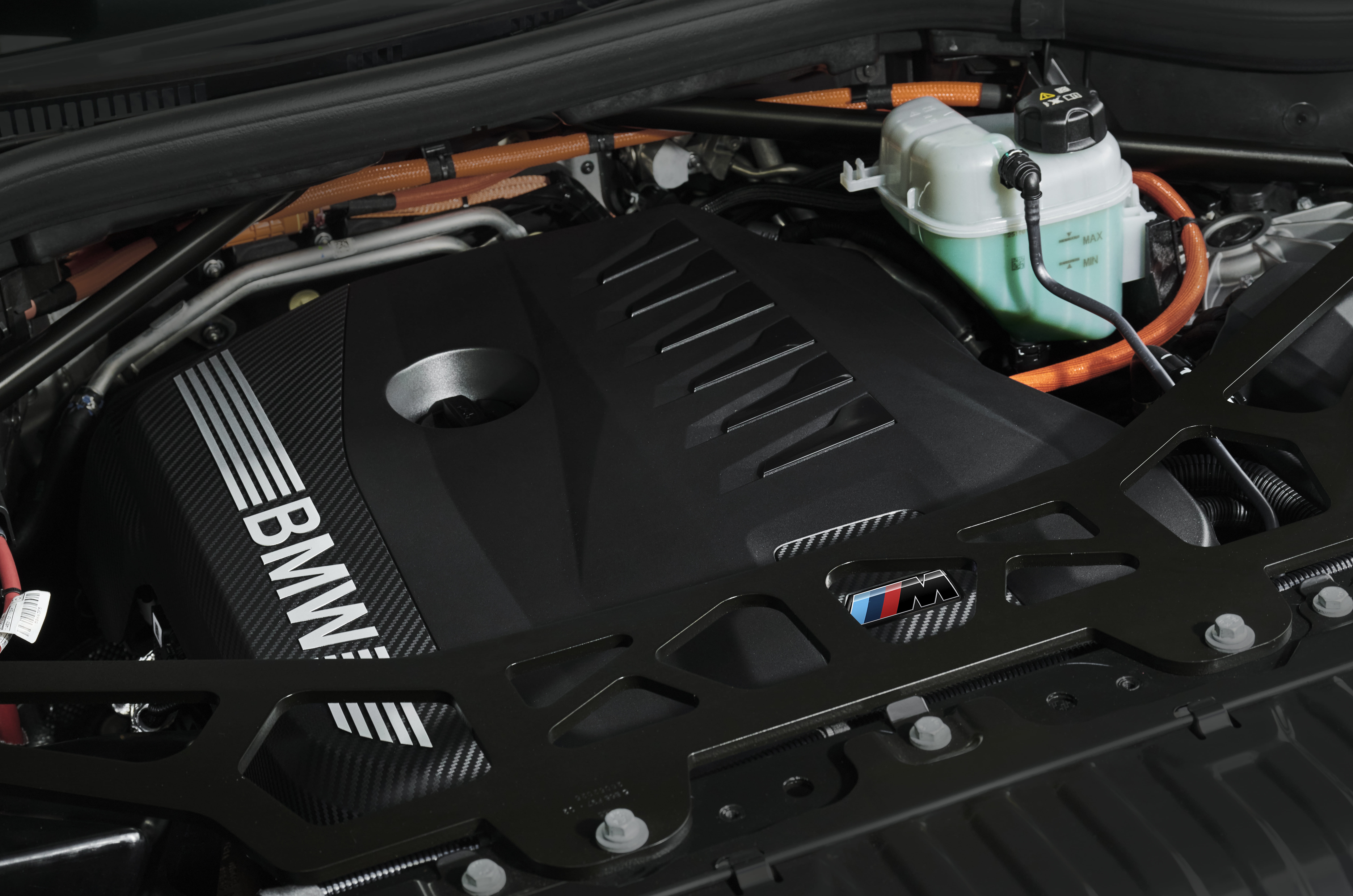 Fifth-gen BMW X5 unveiled with ICE, electric, PHEV and hydrogen powertrains