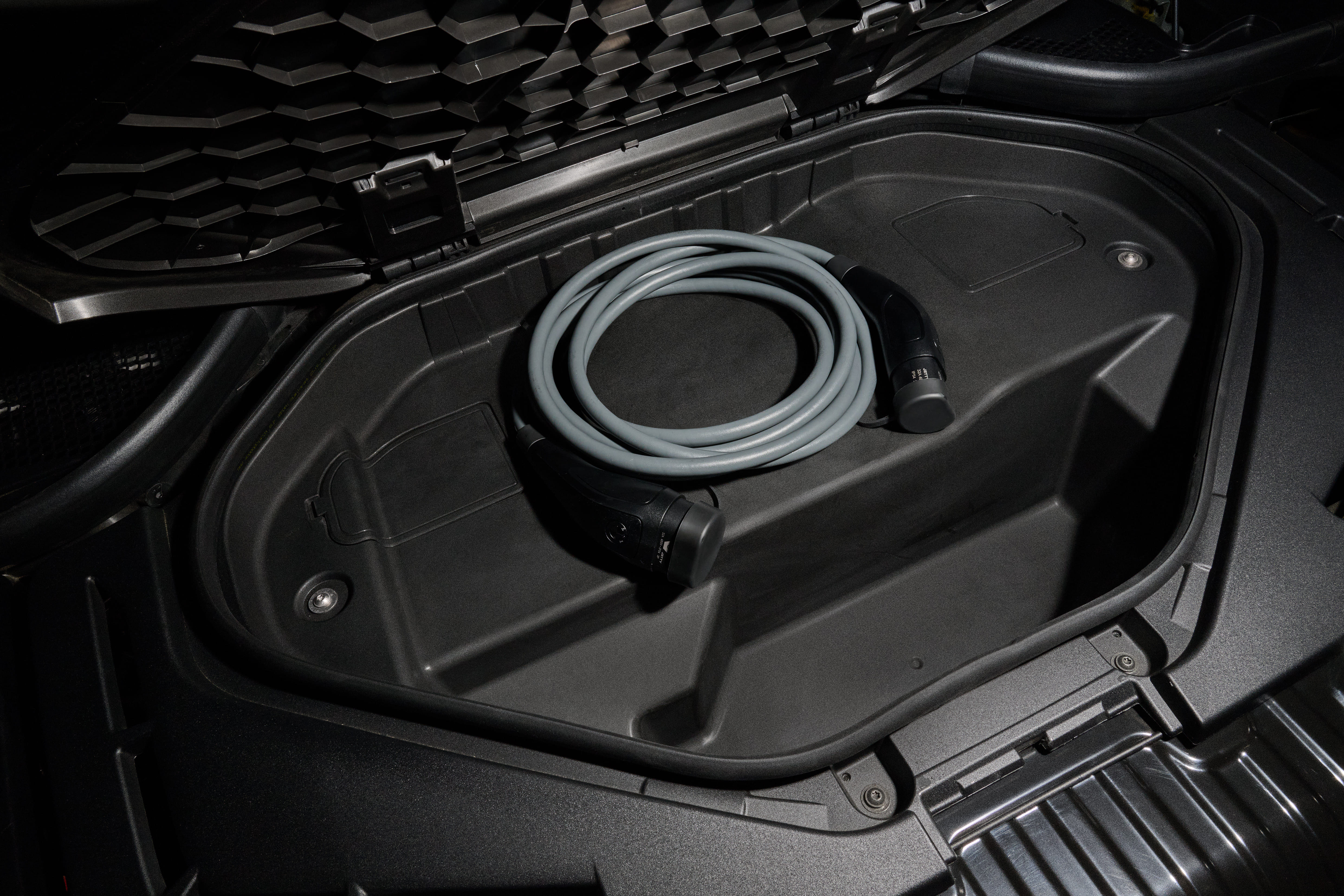 Fifth-gen BMW X5 unveiled with ICE, electric, PHEV and hydrogen powertrains