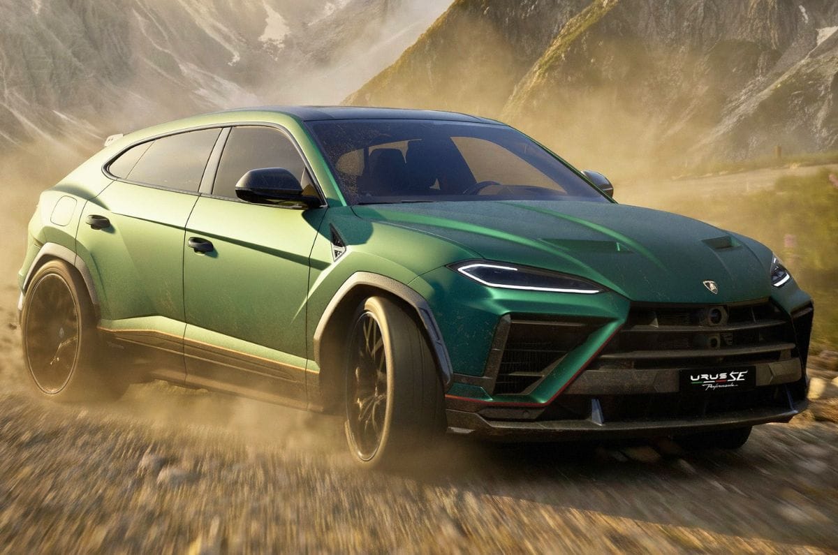 Urus SE Performante revealed as hottest Lamborghini SUV yet