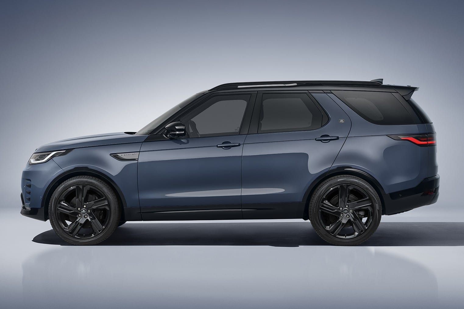 Land Rover introduces new Discovery Landmark Edition