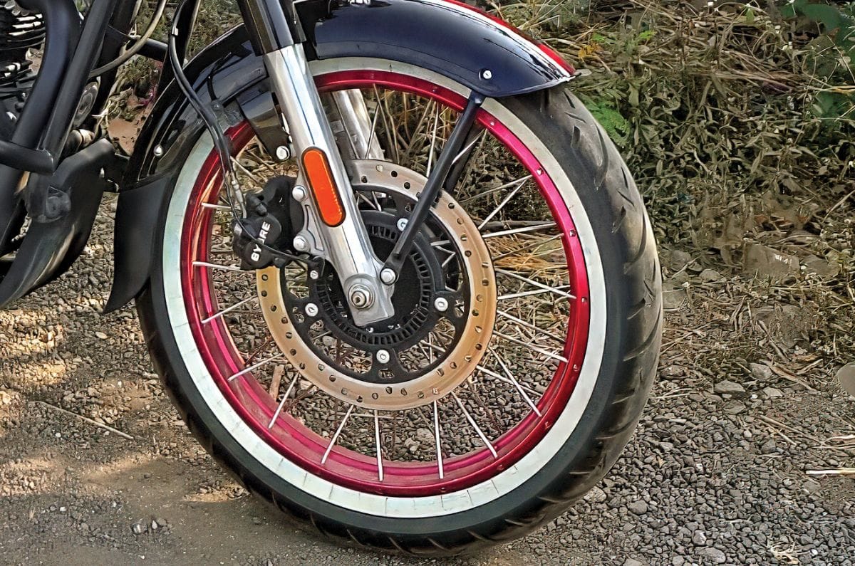 Royal Enfield Goan Classic 350 front wheel