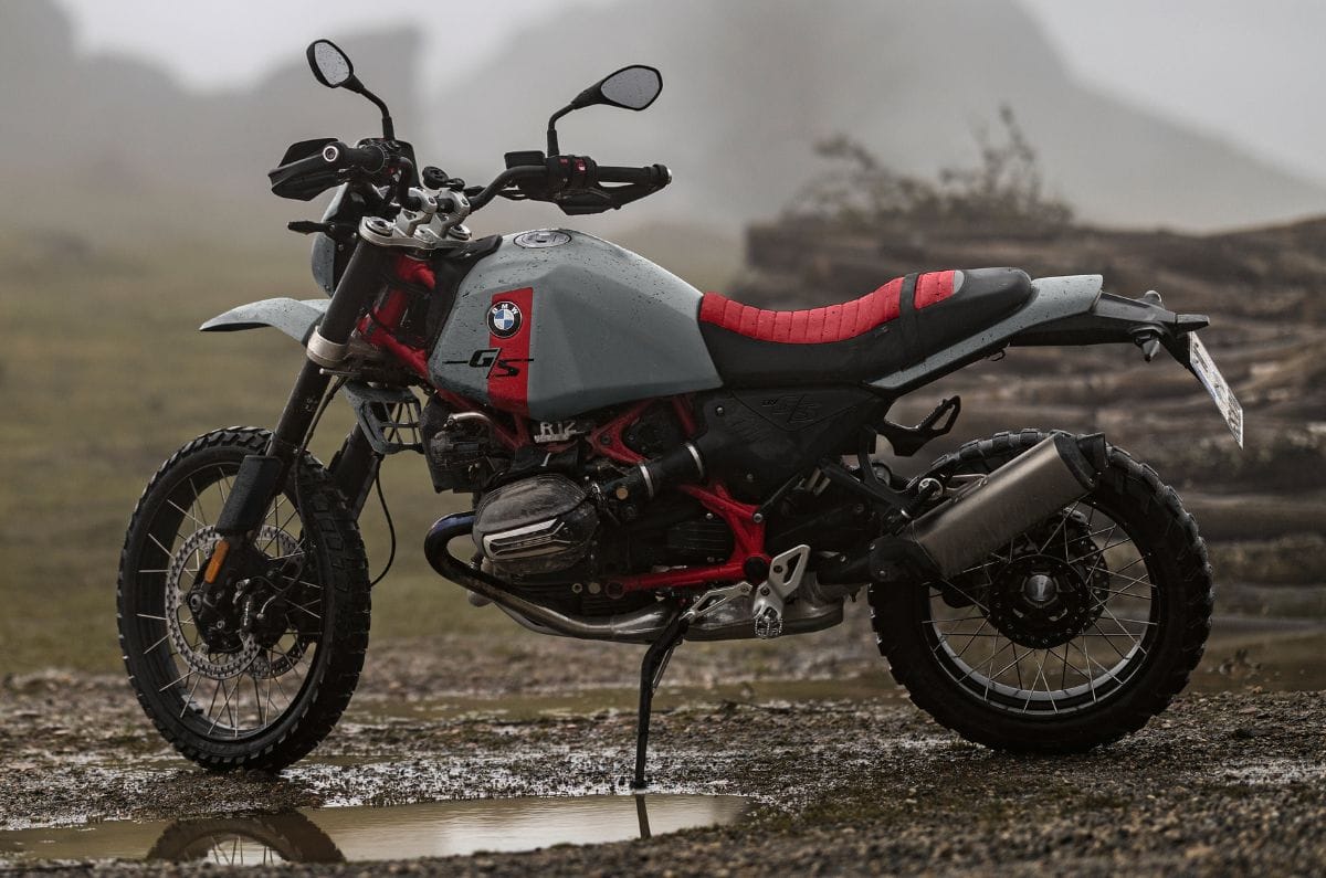 BMW R 12 GS left side profile static in field