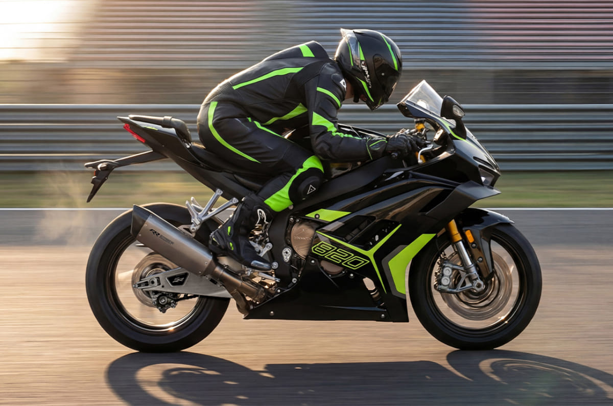 ZXMoto 820RR-R and 820R revealed