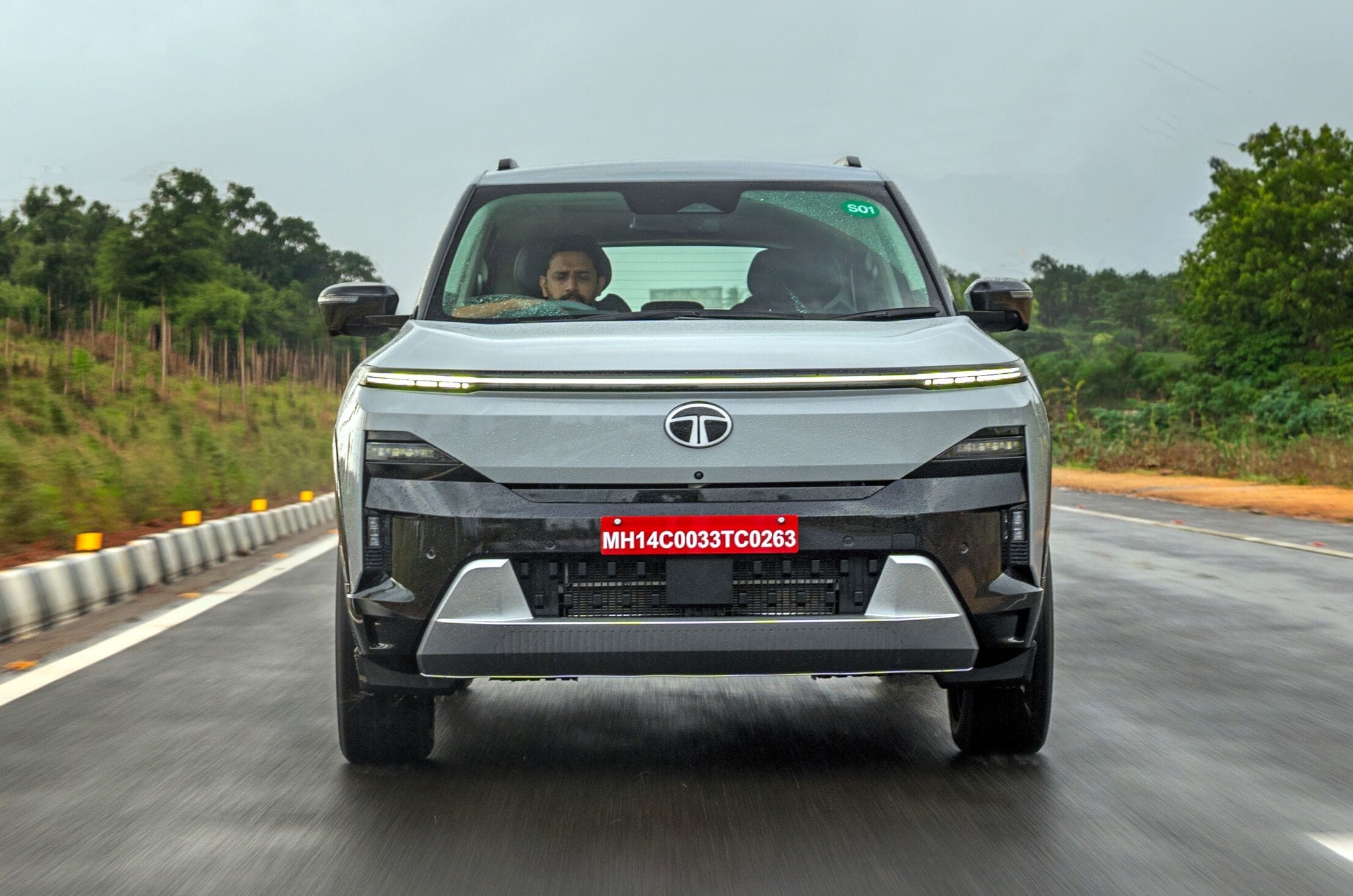 3 reasons to buy the Tata Sierra EV and 2 reasons not to