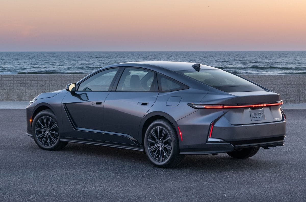 New Lexus ES 350h launched at Rs 66.10 lakh