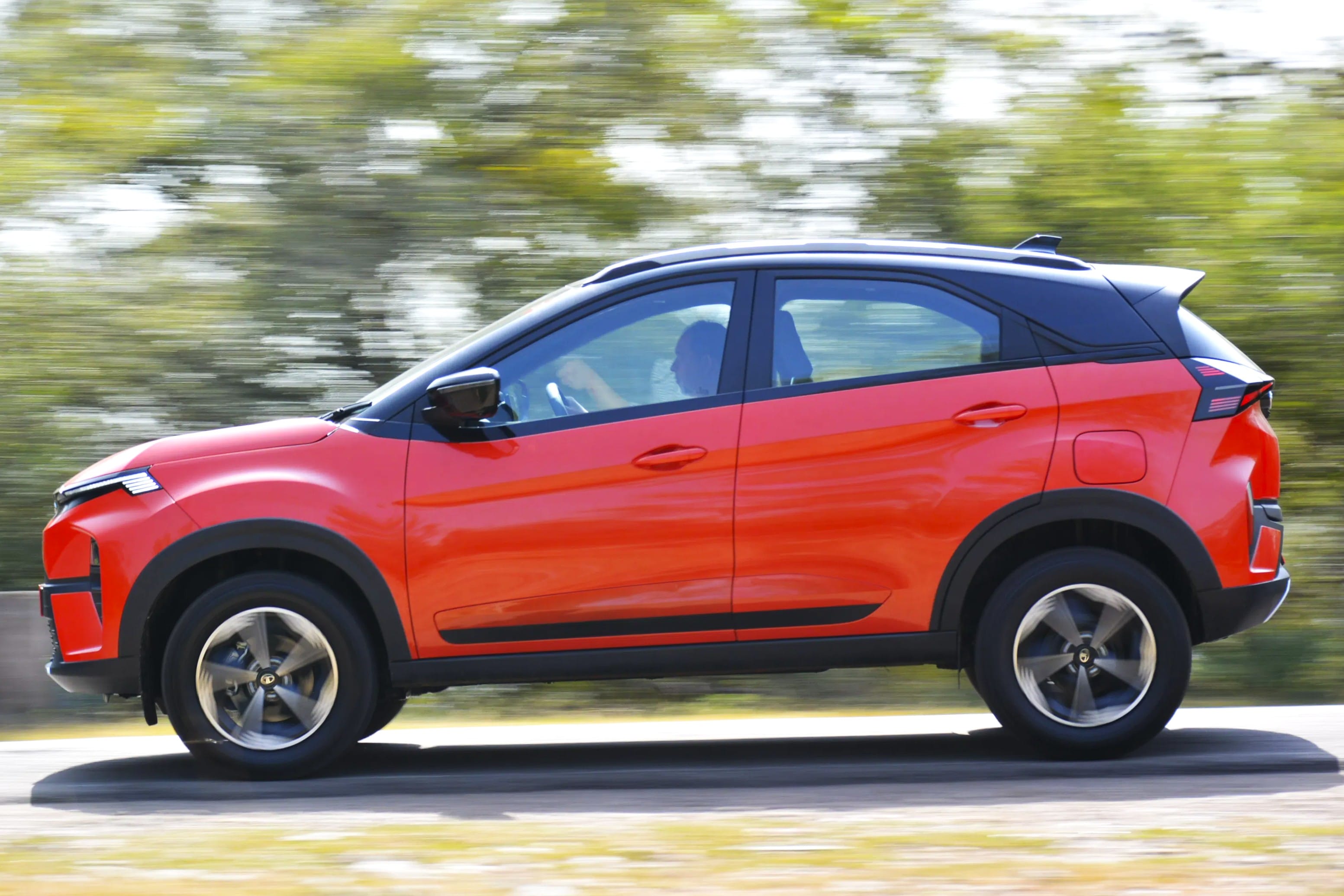 3 reasons to buy the Tata Nexon, and 2 reasons not to