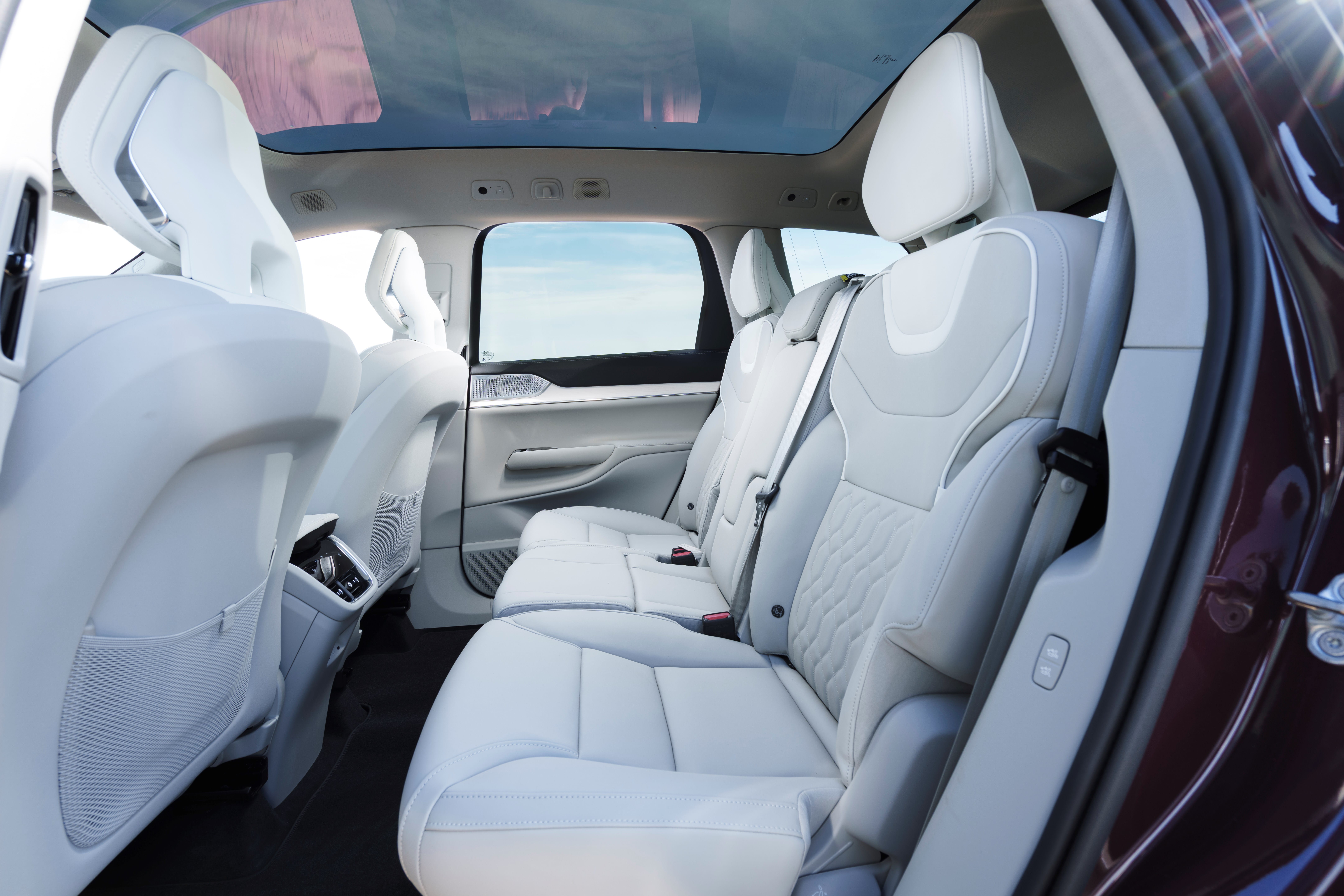 Volvo EX90 India debut on August 19