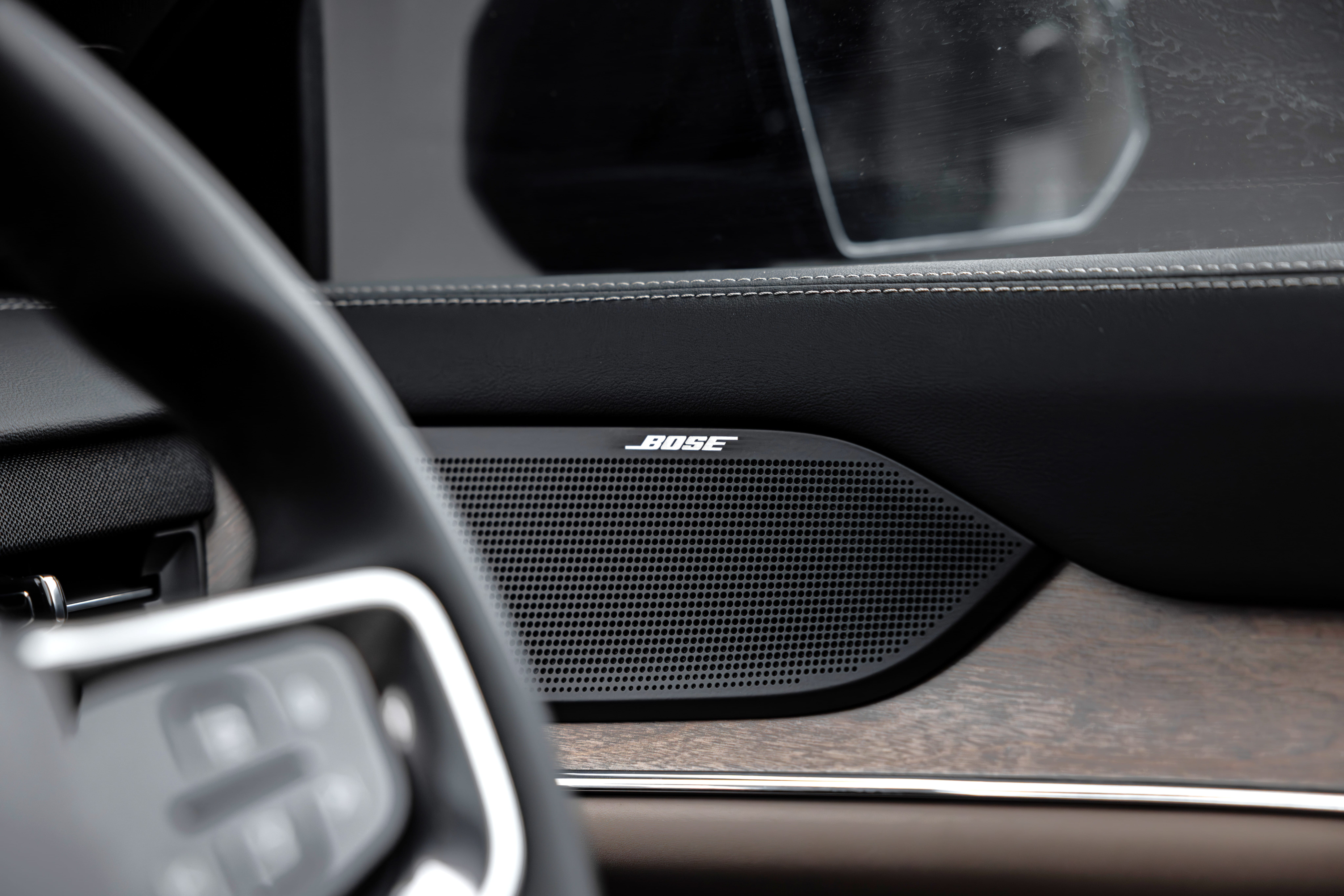 Volvo EX90 India debut on August 19