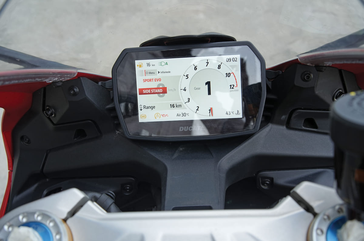 Ducati Panigale V2 S review: Sense Appeal