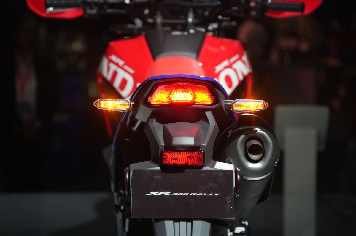 Honda unveils XR300L and XR300 Rally dual-sport motorcycles in India