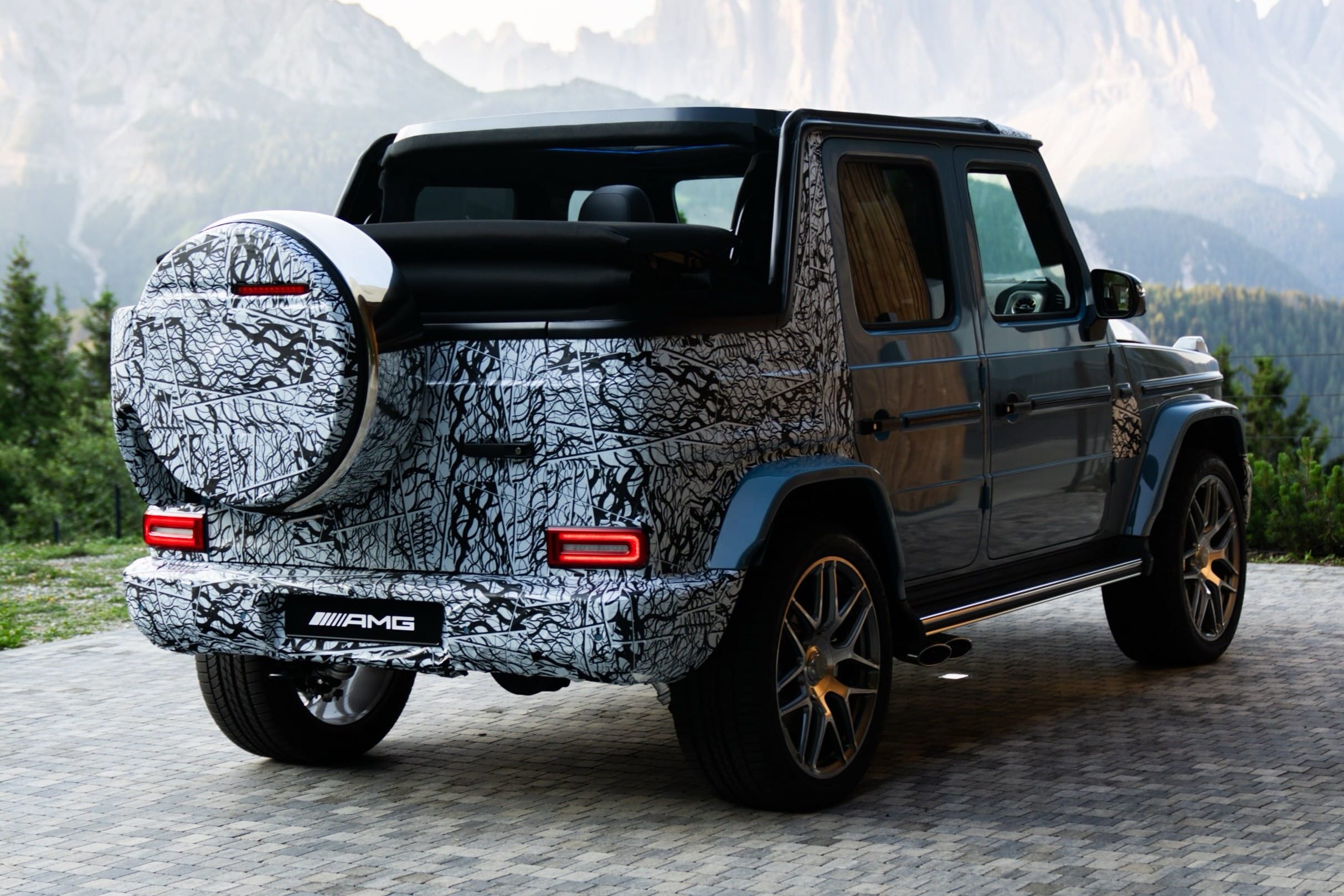 Mercedes-Benz previews upcoming G-Class Cabriolet