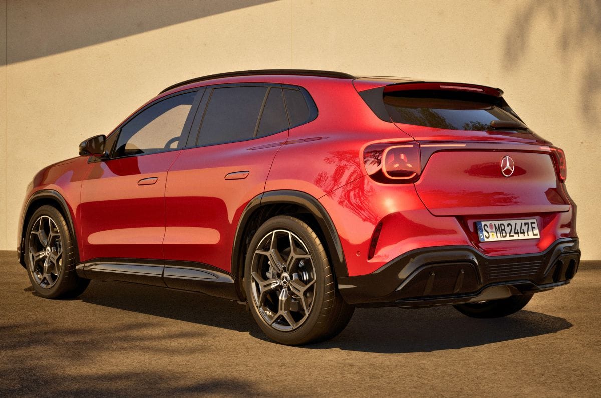 Mercedes-Benz unveils third-gen GLA with first-ever electric version