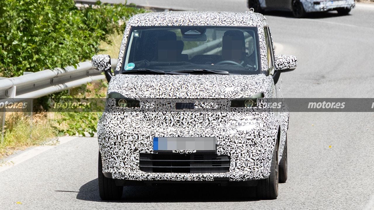 Suzuki Vision E-Sky prototype spied testing for the first time 
