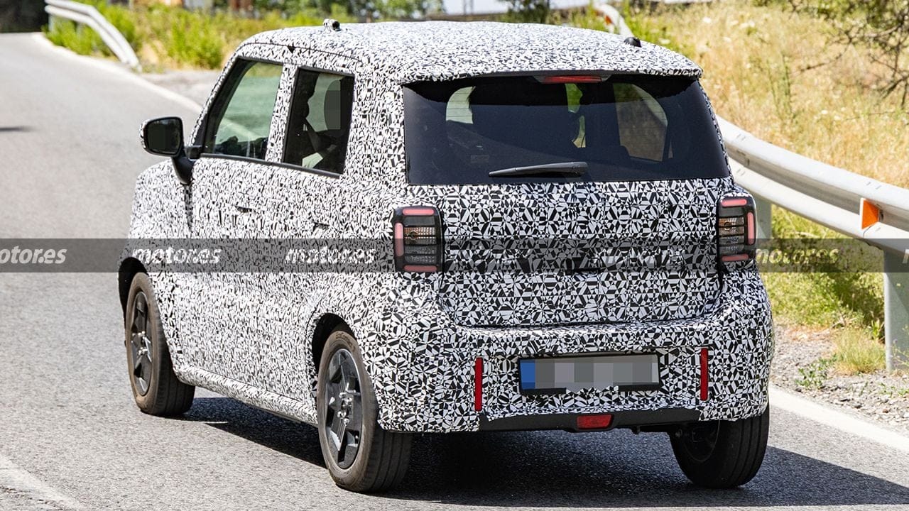 Suzuki Vision E-Sky prototype spied testing for the first time 