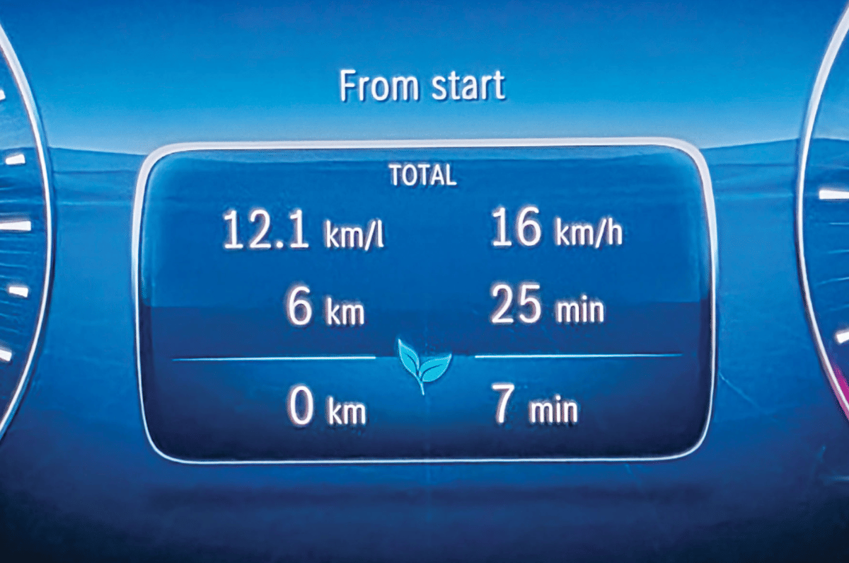 Mercedes-Benz E 220D mileage