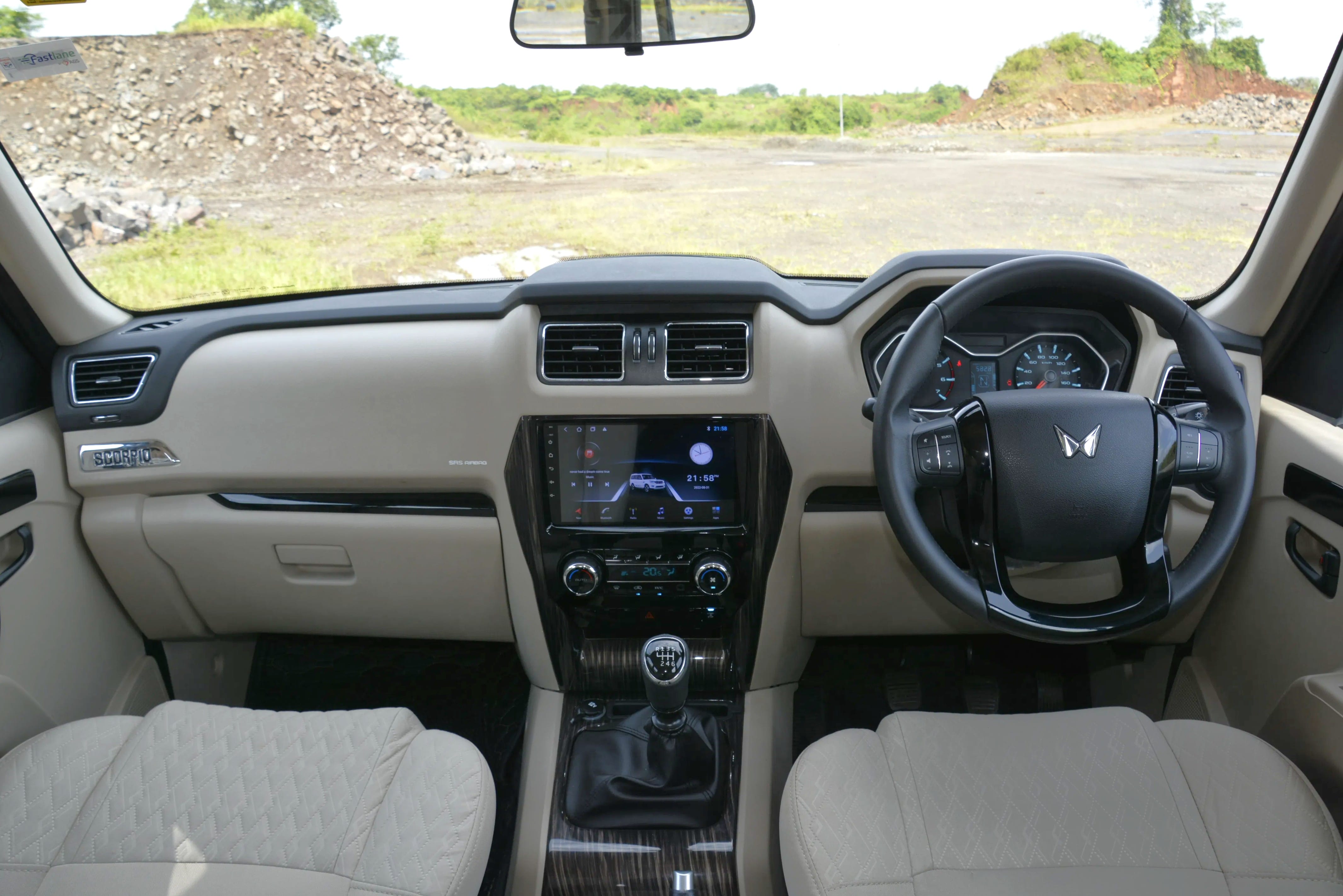 3 reasons to buy the Mahindra Scorpio Classic, 2 reasons not to