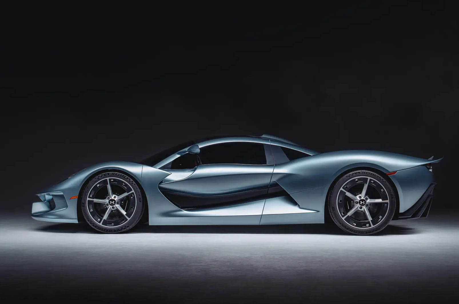 Hennessey Blackbird revealed with naturally aspirated V8, manual gearbox