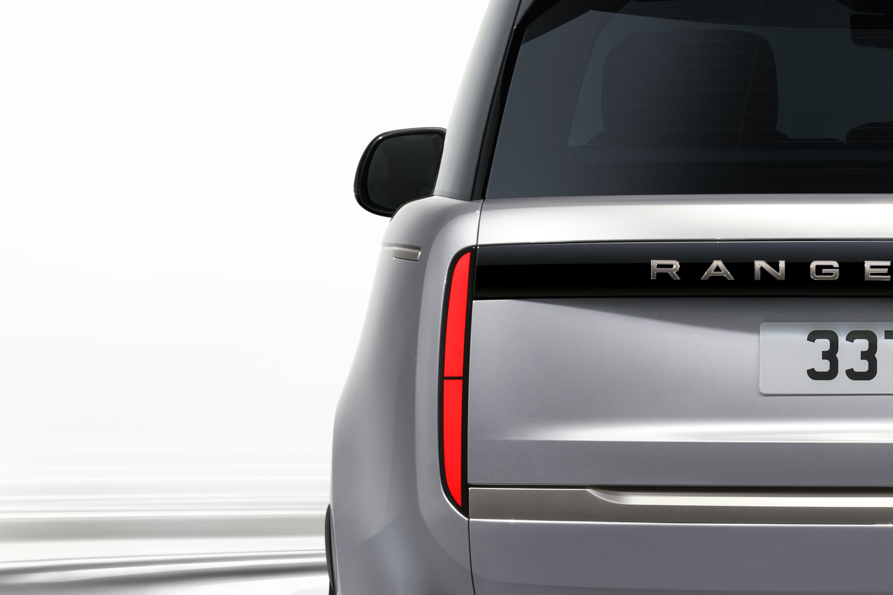Range Rover SV Ultra launched at Rs 3.8 crore