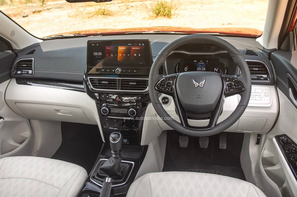 3 reasons to buy the Mahindra XUV 3XO and 2 reasons not to